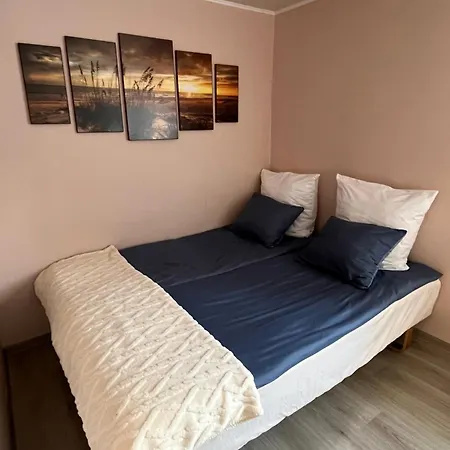 Aia Apartment *